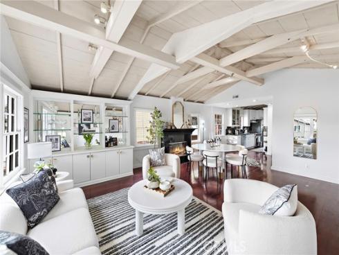 1056 Glenneyre Street, Laguna Beach, CA
