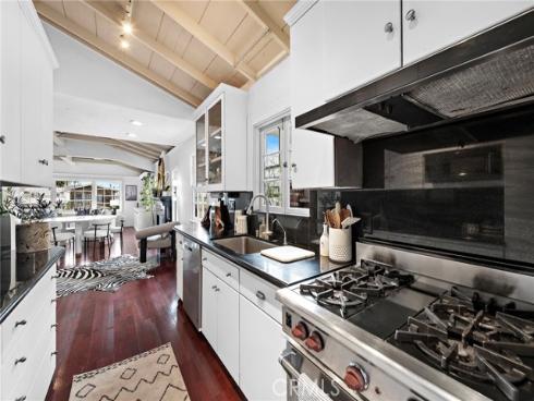 1056 Glenneyre Street, Laguna Beach, CA