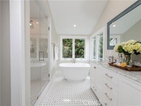 567  Flora   Street, Laguna Beach, CA