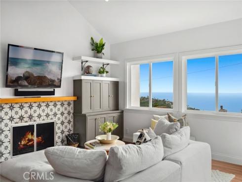 2888 Bernard Court , Laguna Beach, CA