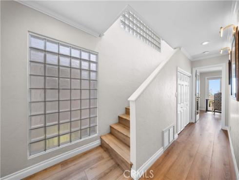 1091 La Mirada Street, Laguna Beach, CA