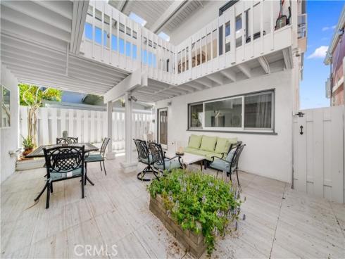 1091 La Mirada Street, Laguna Beach, CA