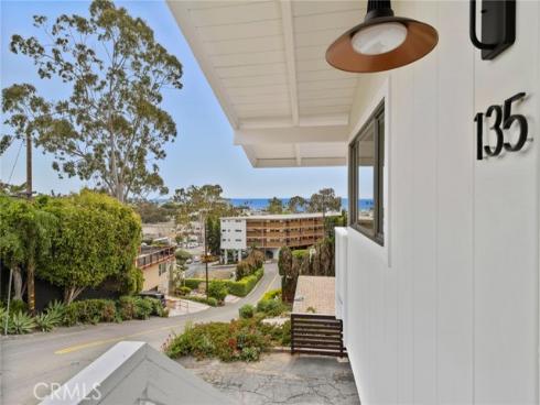 135  High Drive  , Laguna Beach, CA