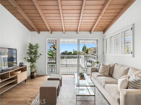 135  High Drive  , Laguna Beach, CA