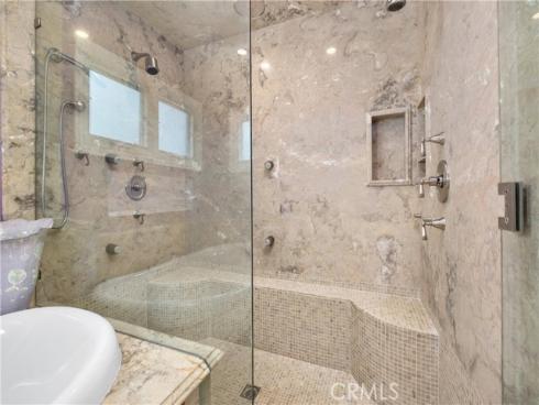 535 High Dr , Laguna Beach, CA