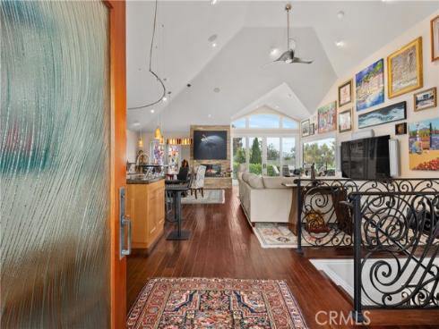 535 High Dr , Laguna Beach, CA