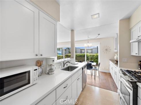 21703 Ocean Vista 102 Drive, Laguna Beach, CA