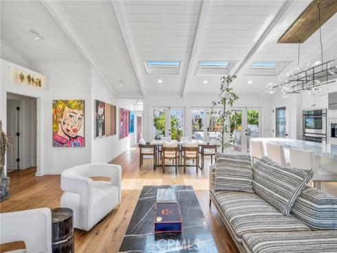 461 Poplar Street, Laguna Beach, CA