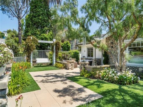 461 Poplar Street, Laguna Beach, CA