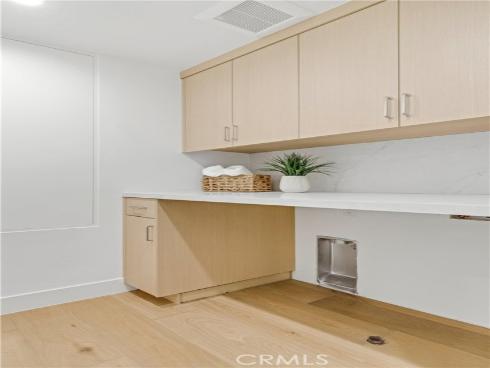 1759 Glenneyre Street, Laguna Beach, CA