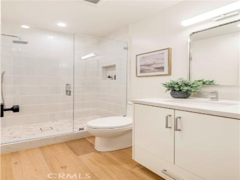 1759 Glenneyre Street, Laguna Beach, CA