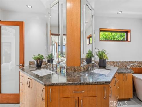 31532 Valido Rd , Laguna Beach, CA