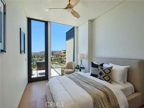 840 Gainsborough Drive, Laguna Beach, CA