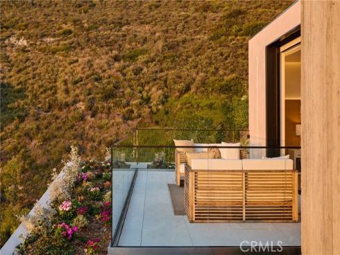 840 Gainsborough Drive, Laguna Beach, CA