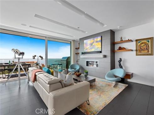 1088 Del Mar Avenue, Laguna Beach, CA