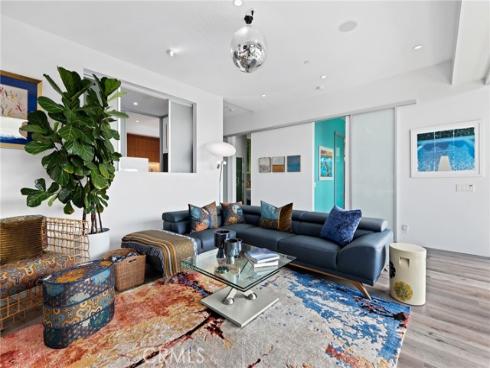 1088 Del Mar Avenue, Laguna Beach, CA