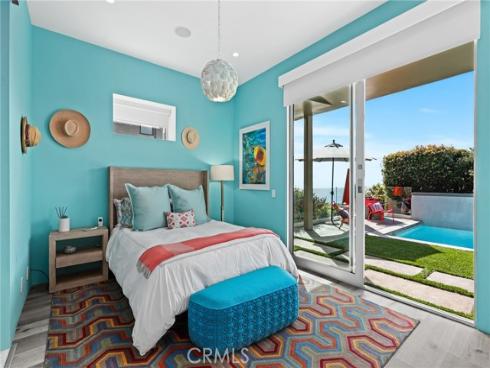 1088 Del Mar Avenue, Laguna Beach, CA