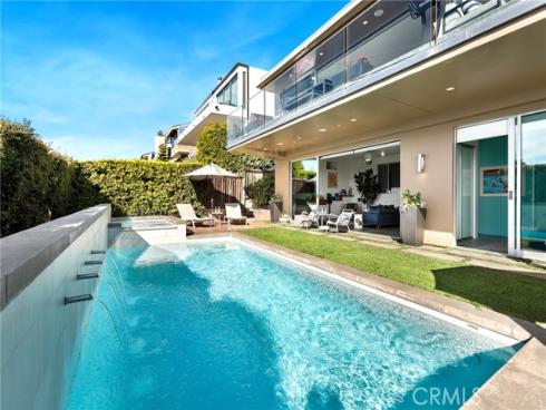 1088 Del Mar Avenue, Laguna Beach, CA