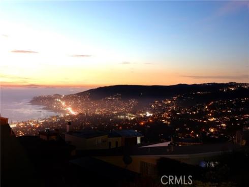 1088 Del Mar Avenue, Laguna Beach, CA