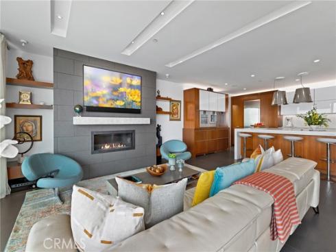 1088 Del Mar Avenue, Laguna Beach, CA