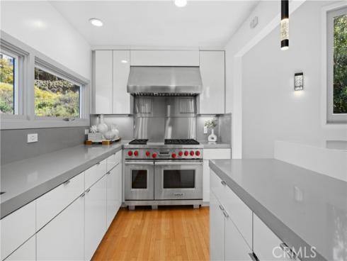 901 Summit Drive, Laguna Beach, CA