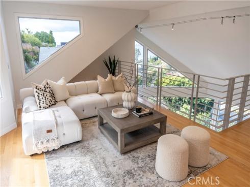 901 Summit Drive, Laguna Beach, CA