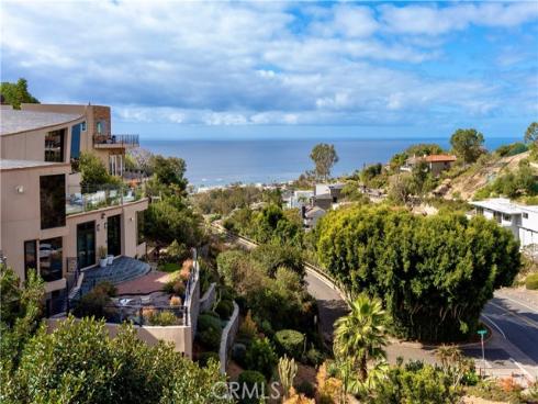 901 Summit Drive, Laguna Beach, CA