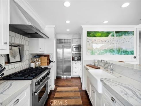 31889  Circle Drive  , Laguna Beach, CA