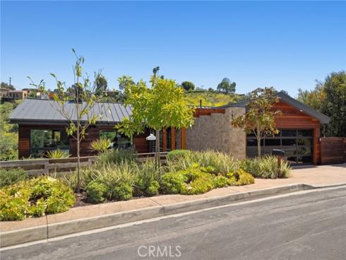 1435 Cerritos Drive, Laguna Beach, CA