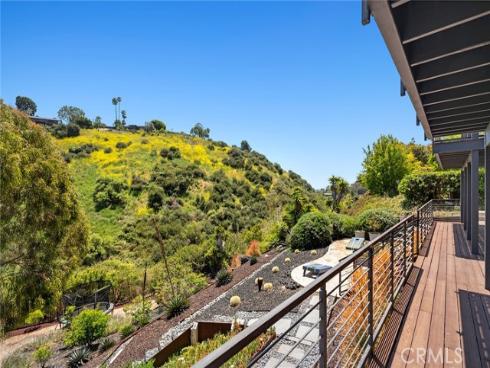 1435 Cerritos Drive, Laguna Beach, CA