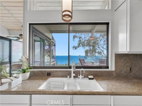 537 Dunnegan Place, Laguna Beach, CA