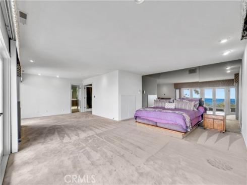 537 Dunnegan Place, Laguna Beach, CA