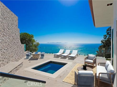 31 N Vista De Catalina , Laguna Beach, CA