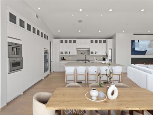 31 N Vista De Catalina , Laguna Beach, CA