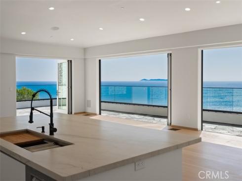 31 N Vista De Catalina , Laguna Beach, CA