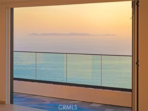 31 N Vista De Catalina , Laguna Beach, CA