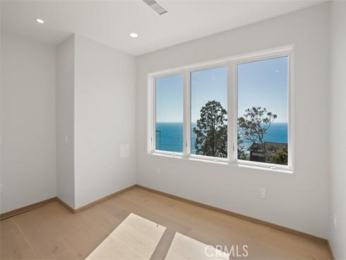 31 N Vista De Catalina , Laguna Beach, CA