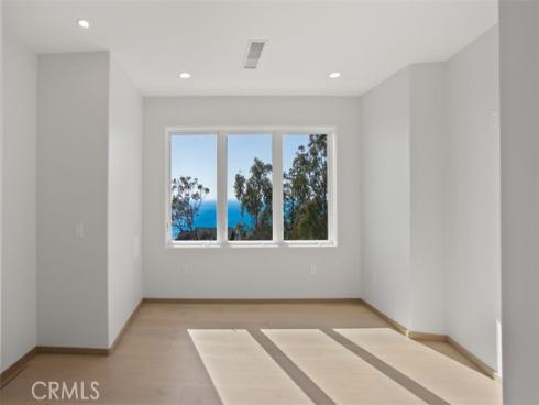 31 N Vista De Catalina , Laguna Beach, CA