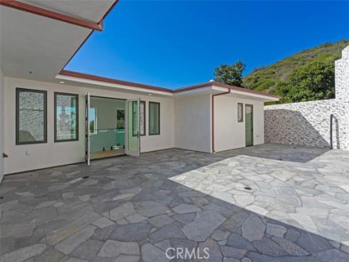 31 N Vista De Catalina , Laguna Beach, CA