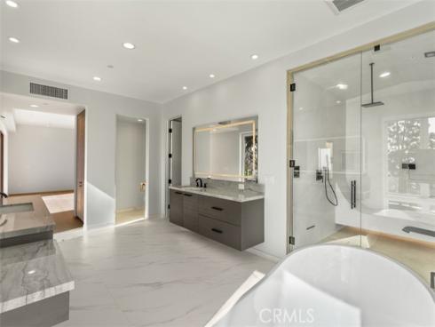 31 N Vista De Catalina , Laguna Beach, CA