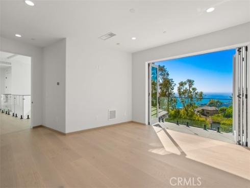 31 N Vista De Catalina , Laguna Beach, CA
