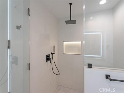 31 N Vista De Catalina , Laguna Beach, CA