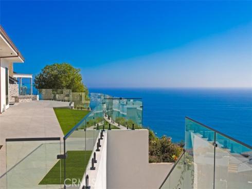31 N Vista De Catalina , Laguna Beach, CA