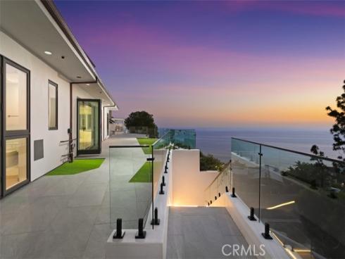 31 N Vista De Catalina  , Laguna Beach, CA