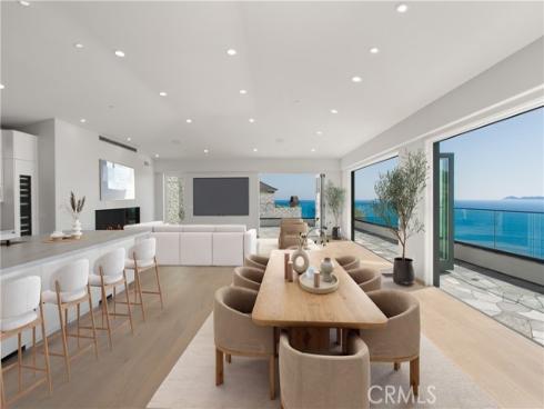 31 N Vista De Catalina , Laguna Beach, CA