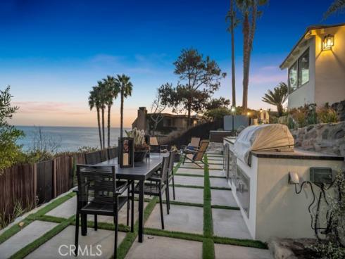 10 Camel Point , Laguna Beach, CA