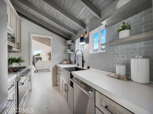 10 Camel Point , Laguna Beach, CA