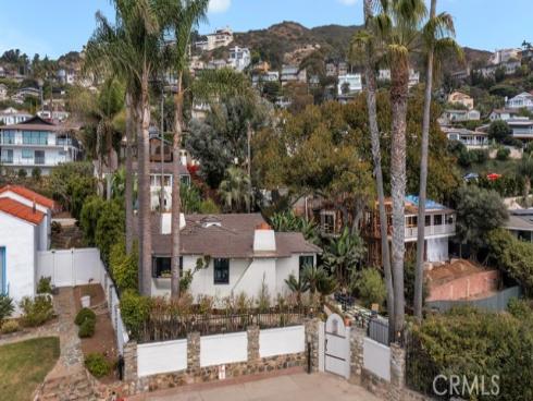 10 Camel Point , Laguna Beach, CA