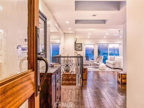 1155 Katella Street, Laguna Beach, CA