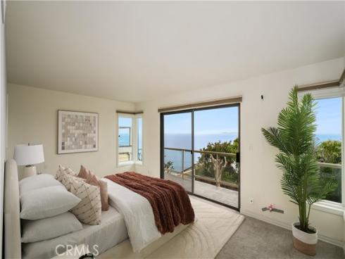 883 Katella Street, Laguna Beach, CA